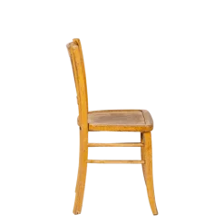 Chaise en bois vintage